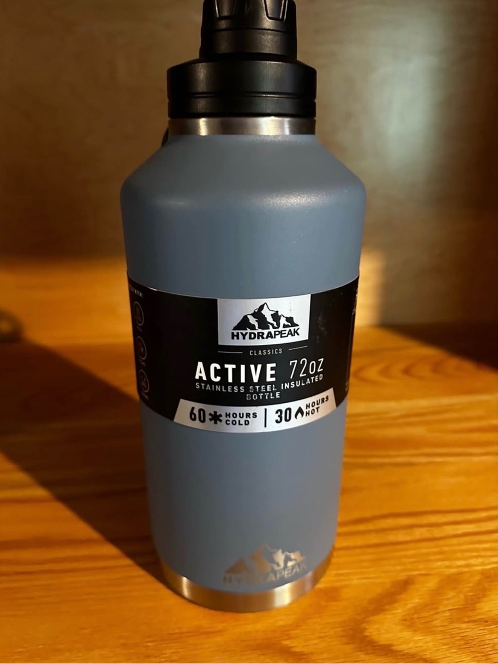 HydraPeak Active 72oz Stainless Insulated Water Bottle - Slate Blue